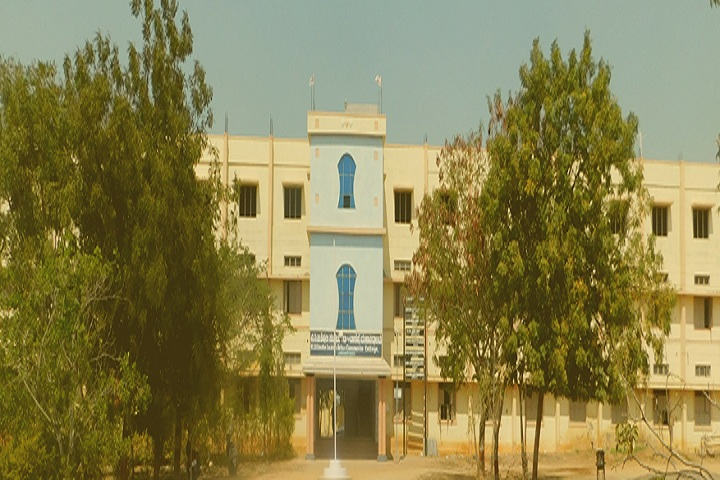 https://cache.careers360.mobi/media/colleges/social-media/media-gallery/22831/2021/4/2/Campus View of Valaballary Channabasaveshwar Education Societys Arts and Commerce College Lingasugur_Campus-View_1.png